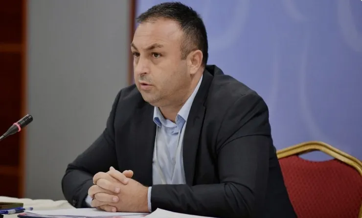 Ministri Hoxha flet për masakrën e Dobraçit: Shumë shpejt do të nxjerrim emrat e autorëve!