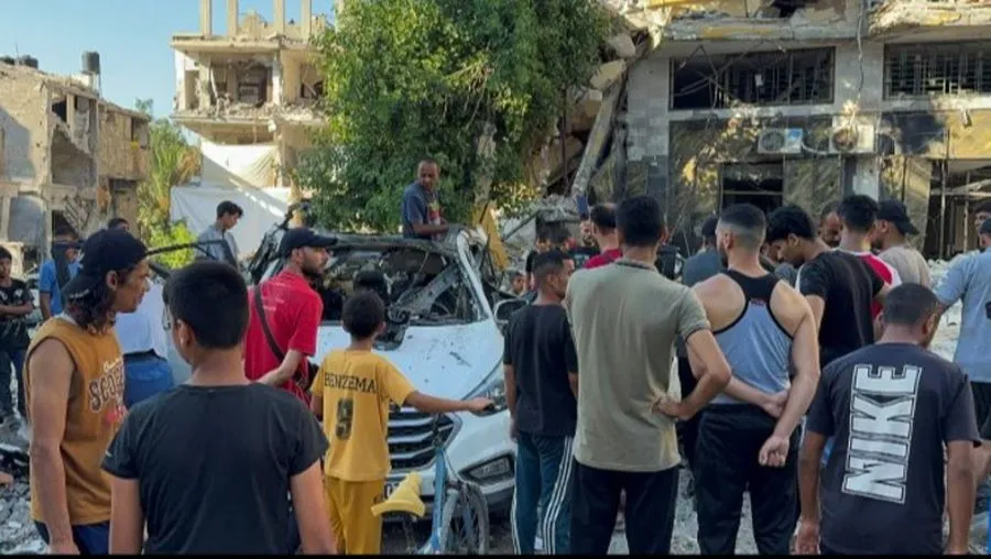 Gaza/Izraeli bombardon një shkollë, mbi 20 të vdekur në Khan Younis; vritet dhe kameramani i ‘Al Jazeera’