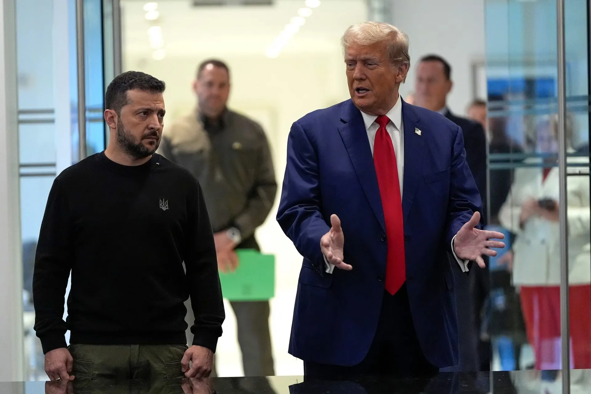 Trump: Do të flas me Putinin dhe Zelenskyn për t’i dhënë fund