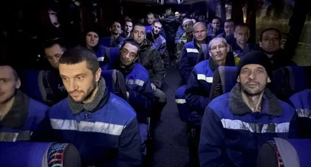Qindra të liruar në këmbimin e të burgosurve mes Ukrainës dhe Rusisë