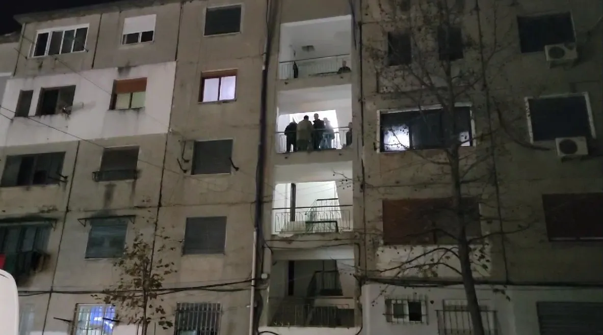 Durrës, të moshuarin e vrau fqinji me çekiç