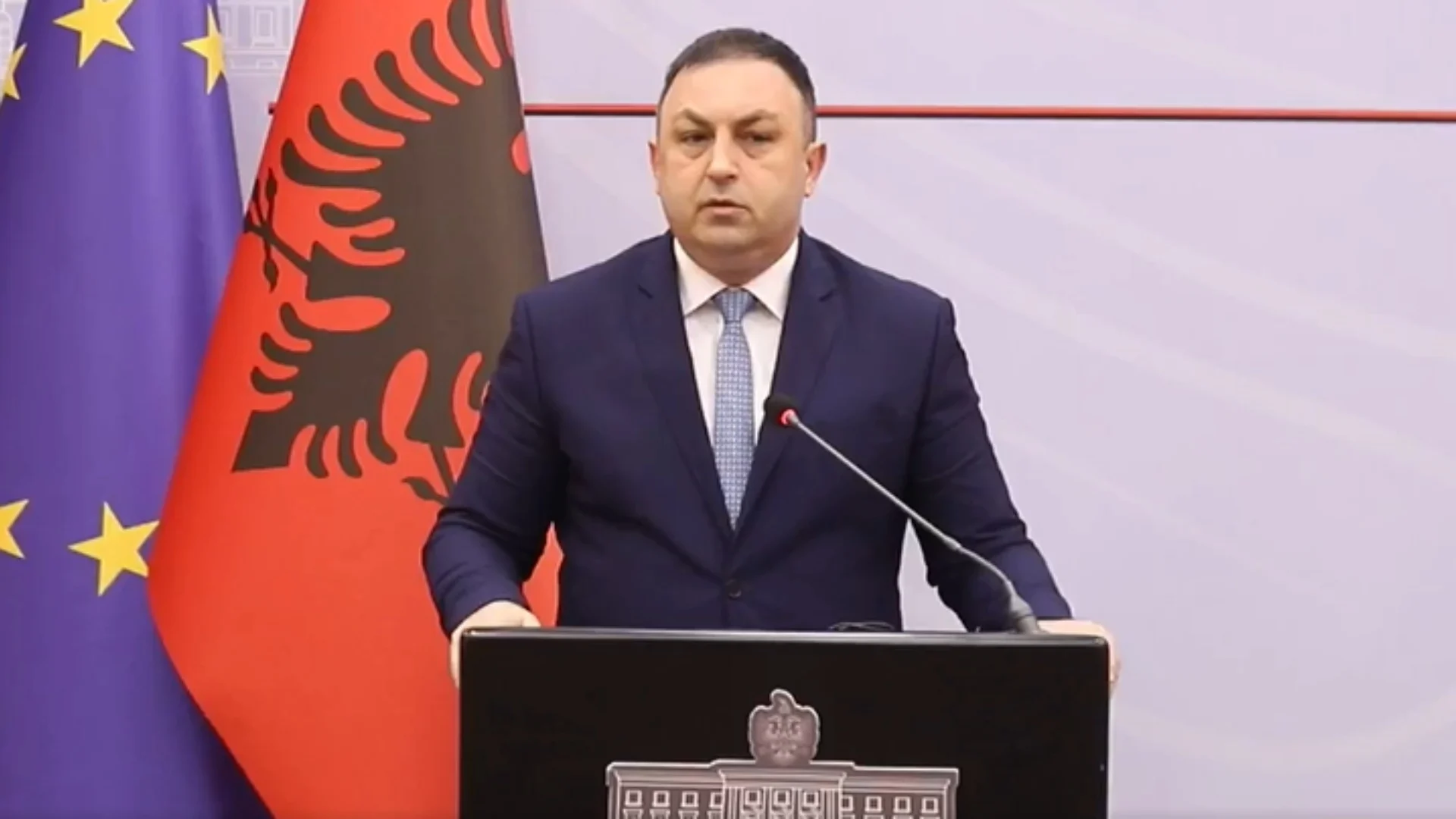 ‘Teorikisht’  3,7 mln shqiptarë me të drejtë vote më 11 maj
