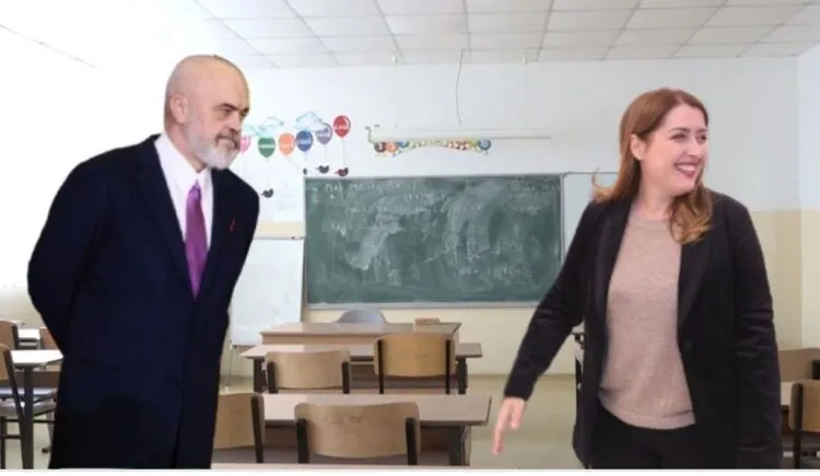 Shkollat tona po nxjerrin analfabetë funksionalë, Rama reduktoi me 1 mld euro fondet për arsimin