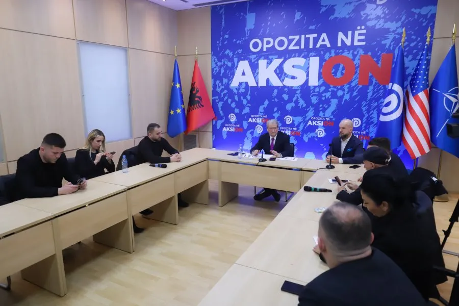 Berisha premton: Do përgjysmojnë taksat për naftën!