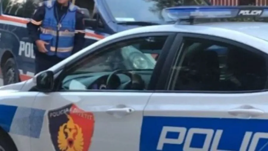 Durrës/ Policia arreston  35-vjeçarin që shkoi në lokal me kallash