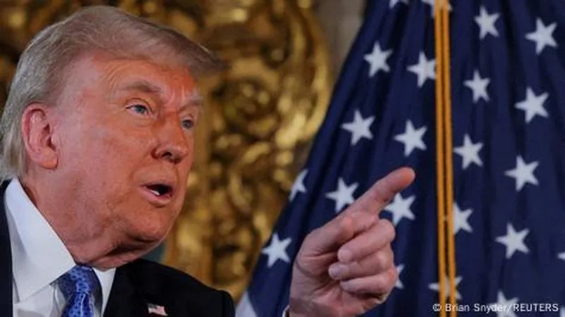 Trump i tërbuar: Gjueti shtrigash, njerëzit janë me mua