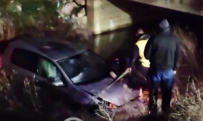 VIDEO/ Durrës, makinat përfundojnë në kanal, 7 persona të plagosur