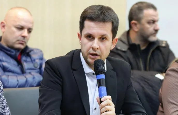 Alimehmeti thotë se  SPAK-u po favorizon Veliajn dhe po disfavorizon qytetarët