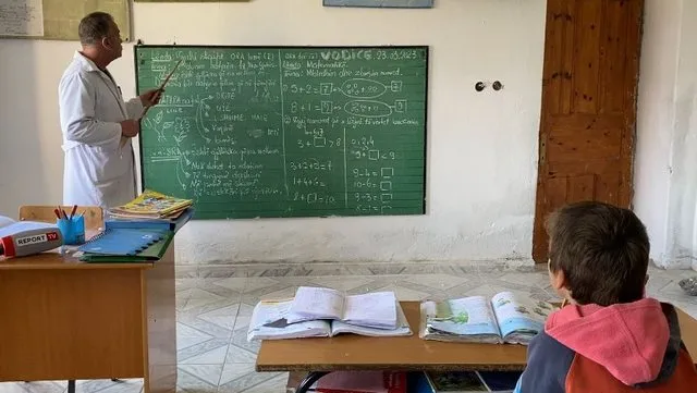 Sa pak paguhen mësuesit në Shqipëri!