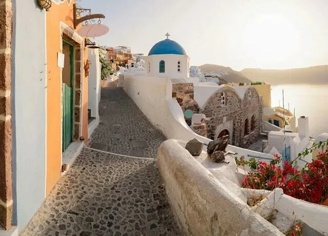 Mbi 200 tërmete në 48 orë në Santorini