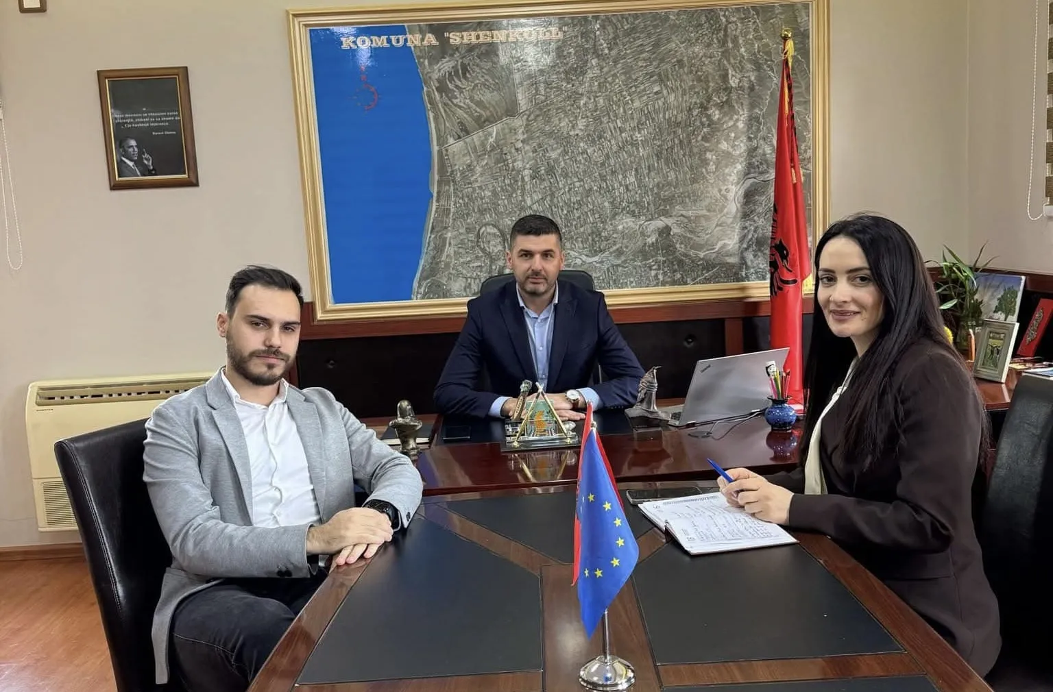 Bashkia Lezhë shpërblen me post drejtues socialistin e ri premtues “planetar”