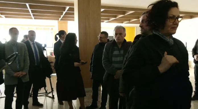 Zgjedhjet parlamentare në Kosovë/ Voton Vjosa Osmani