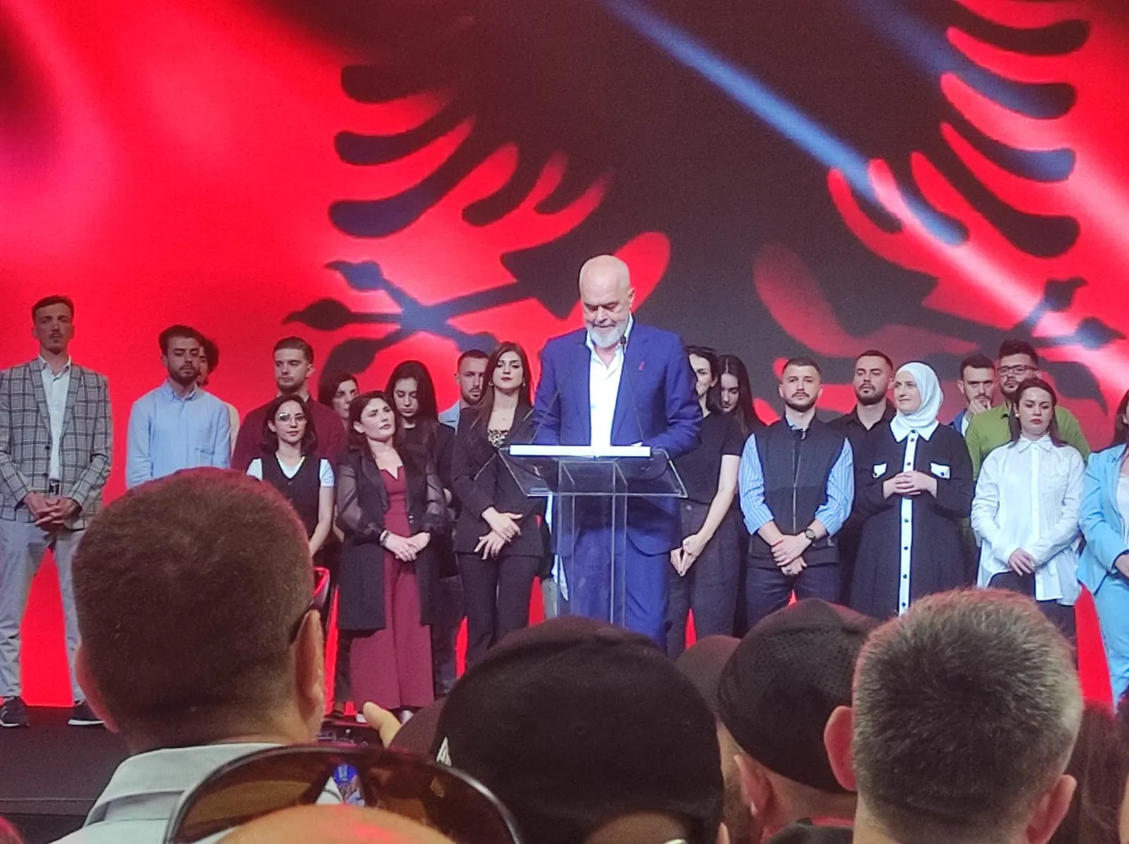 Rama thirrje për  votat  emigrantëve