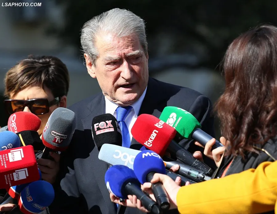 Pas arrestimit të Veliajt, Berisha  i kërkon Ramës dorëheqjen e menjëhershme