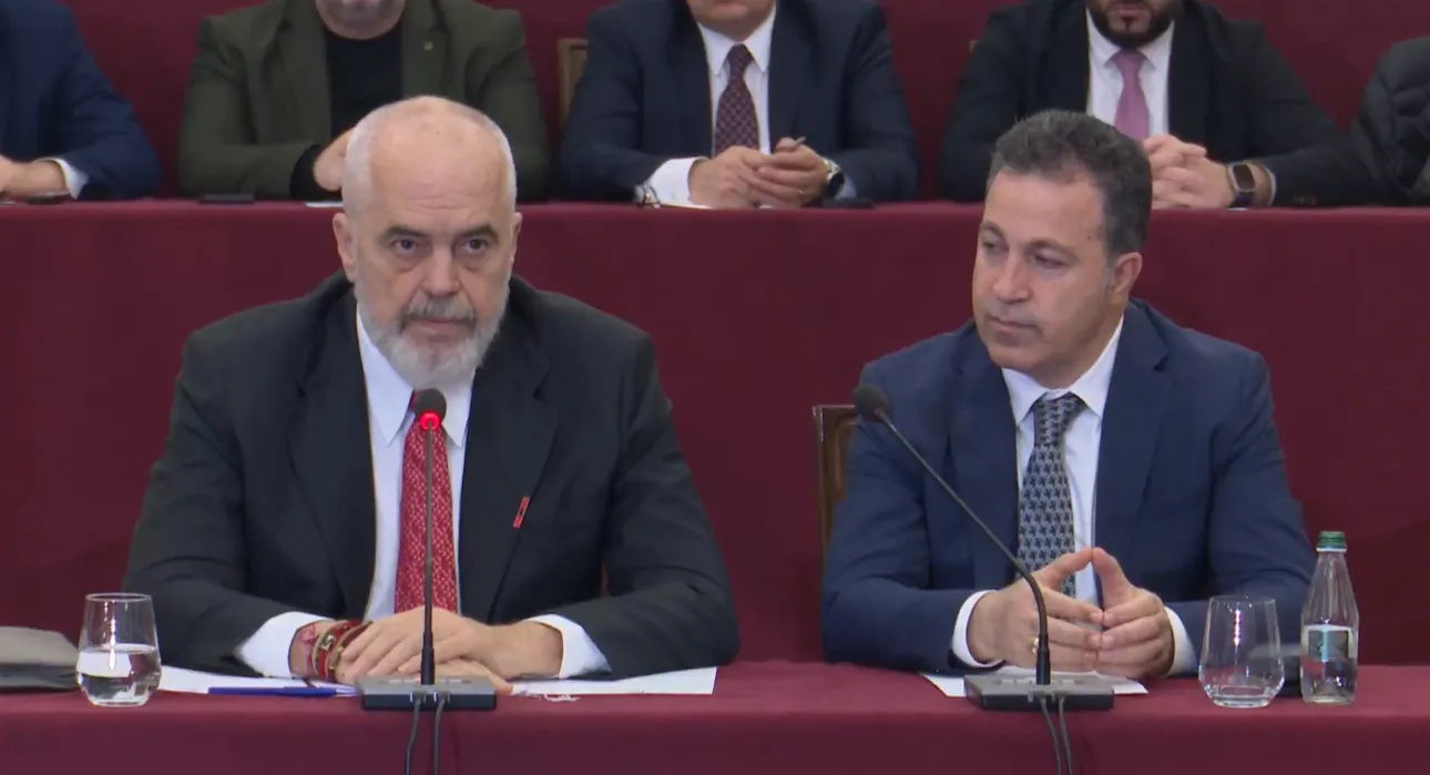 Rama kërkon drejtësi europiane në një vend që i ngjan Rusisë në korruosion dhe qeverisje