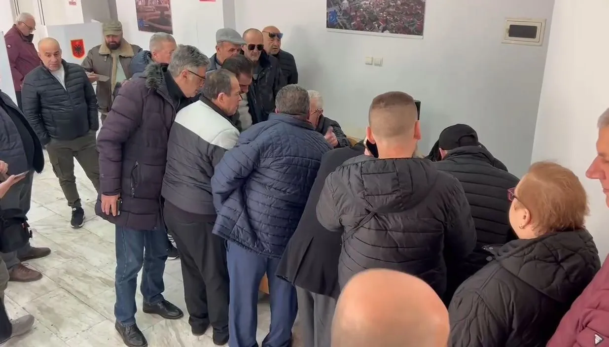 A do të prodhojnë primaret një PD më të fortë?