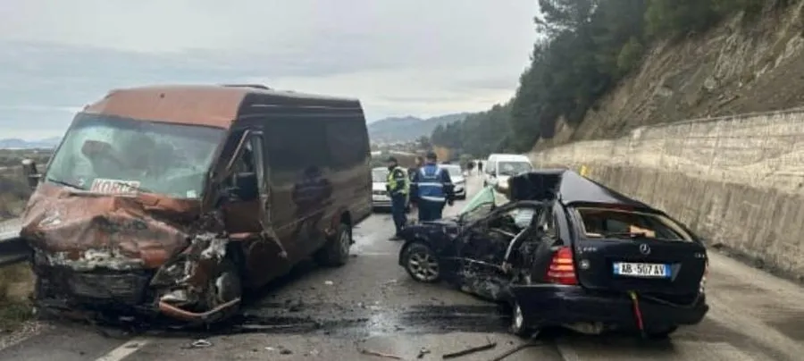 Dy viktima nga aksidenti në aksin Peqin-Elbasan