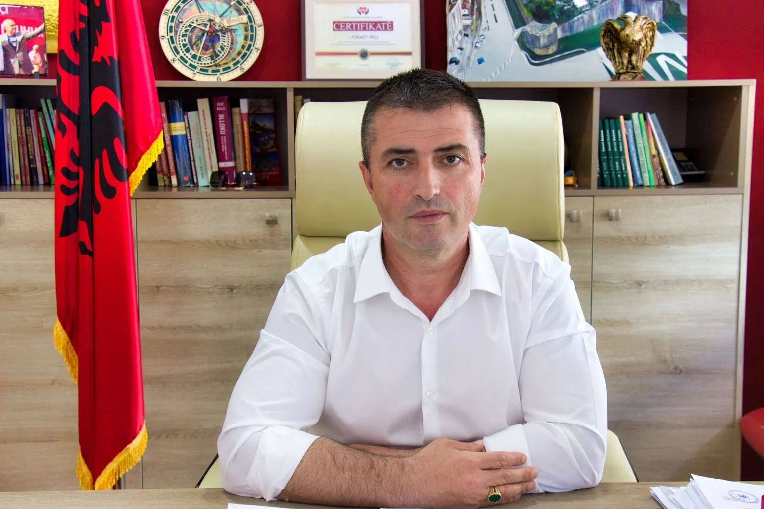 Edhe Tërmeti i Tepelenës jep dorëheqjen