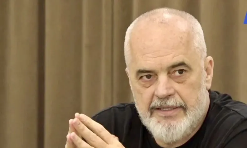 Rama tregon para nëpunësve të Kavajës dhe Vorës se 1000 njerëz punojnë përditë për integrimin e vendit: Mundësia për të hyrë ne BE, reale vetëm me PS