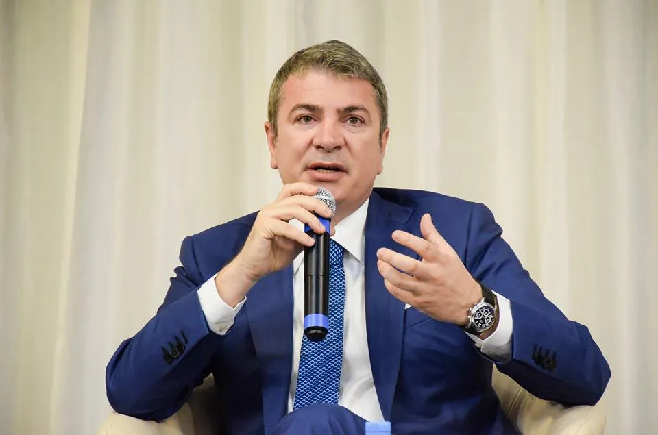 Rama largon 3 deputetë aktualë të PS në Vlorë