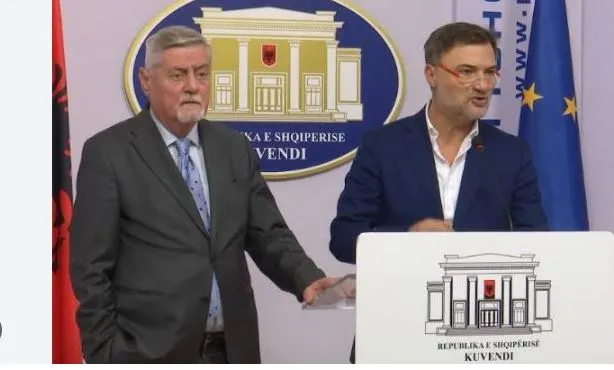 Koalicioni ‘Djathtas për Zhvillim” dorëzon i fundit listat në KQZ, Shehi dhe Alibeaj kandidojnë në Tiranë