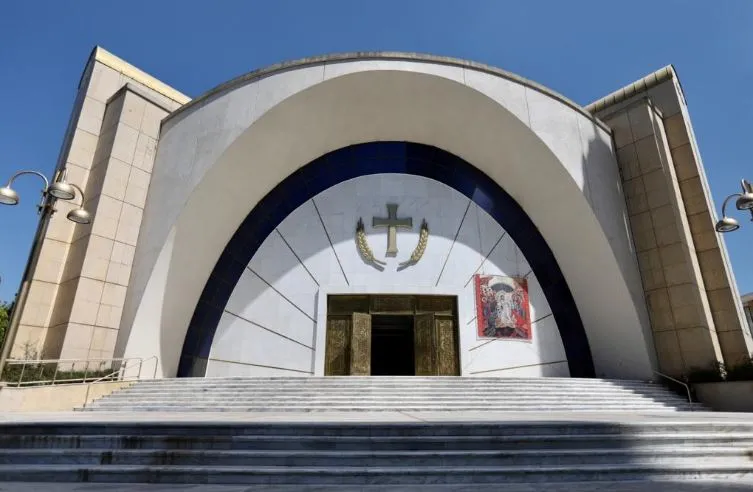 Sot Sinodi i Shenjtë zgjedh kryepeshkopin e ri të Tiranës, Durrësit dhe gjithë Shqipërisë