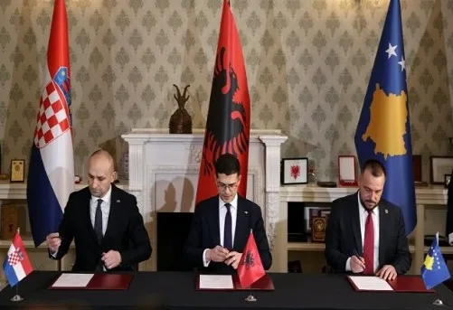 Beogradi kërkon llogari, për paktin ushtarak Shqipëri-Kroaci-Kosovë