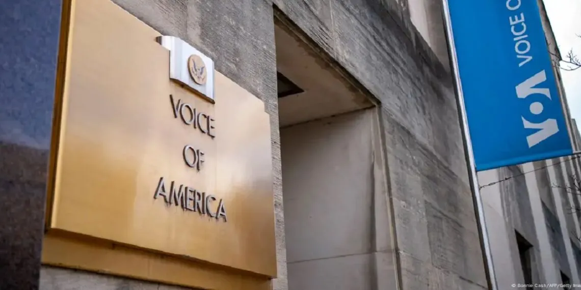 DW: Trump po e bën Amerikën të hesht