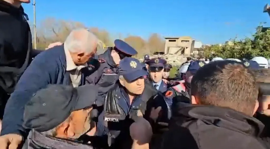 Vlorë/Banorët e Tragjasit sot në protestë kundër projektit për ujin nga qeveria