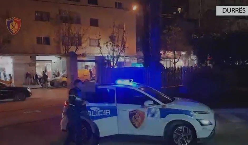 Durrës/40-vjeçari arrestohet për dy makina të vjedhura dhe 10 mijë dollarë