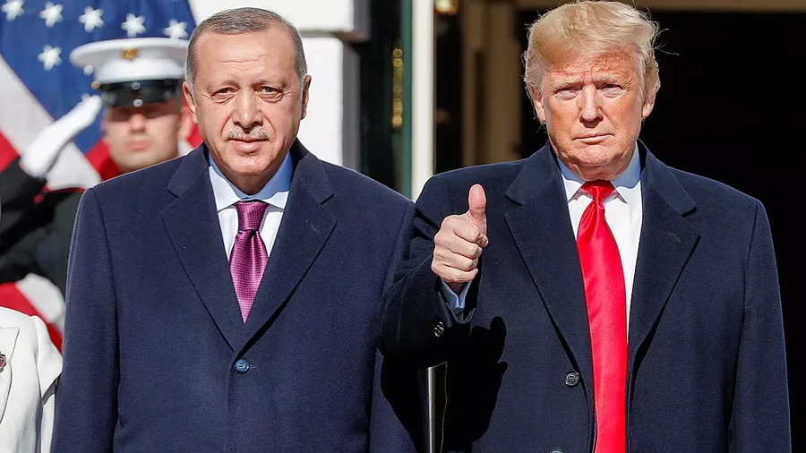Trump ‘miklon’ Erdoganin  në Shtëpinë e Bardhë: Erdogan më pëlqen dhe kjo i çmend mediat!