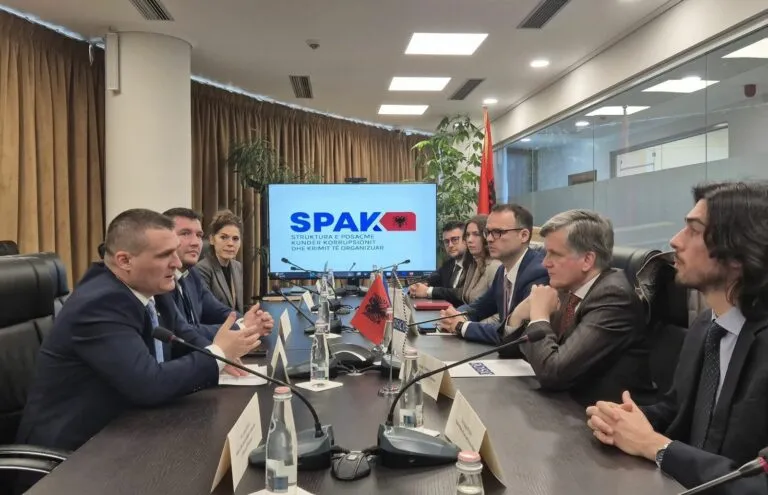 OSBE ndihmon SPAK me pajisje teknologjike për parandalimin dhe hetimin e krimeve zgjedhore