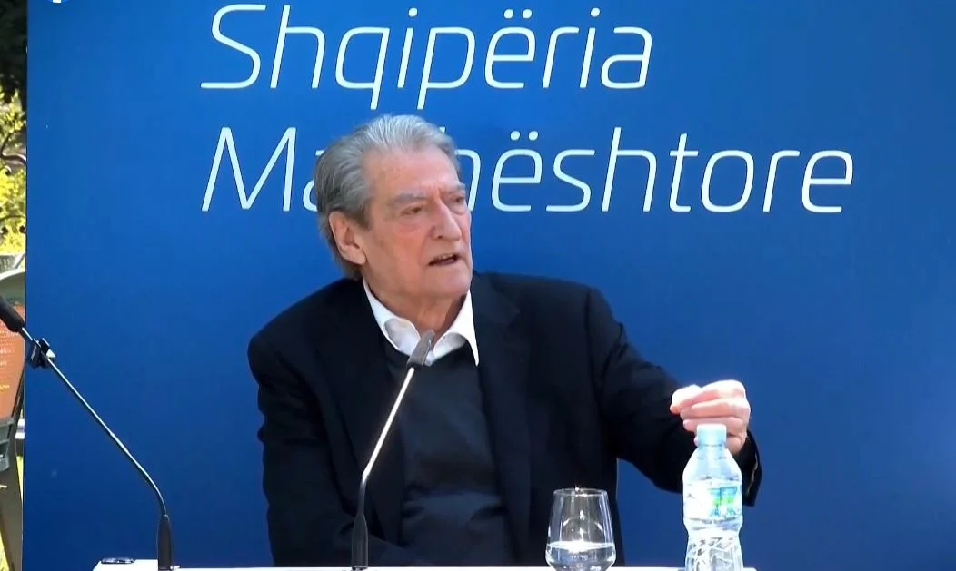 Berisha me të rinjtë e FRPD: Shqipërisë sot i duhen misionarë
