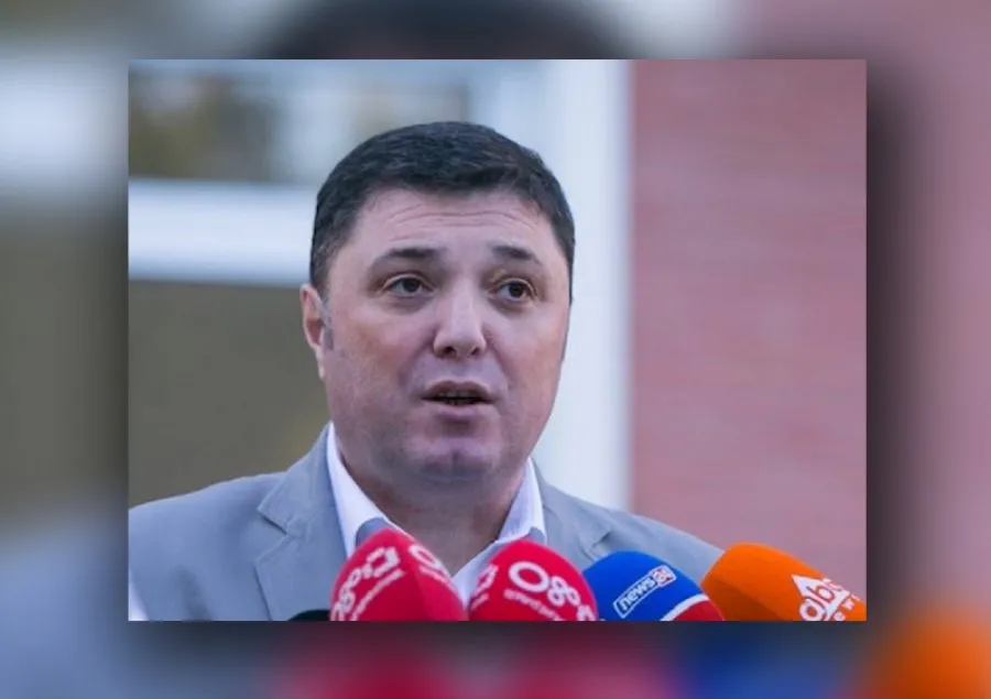 Kreshnik Çollaku – “Zëri i arsyes në mes të zhurmës”