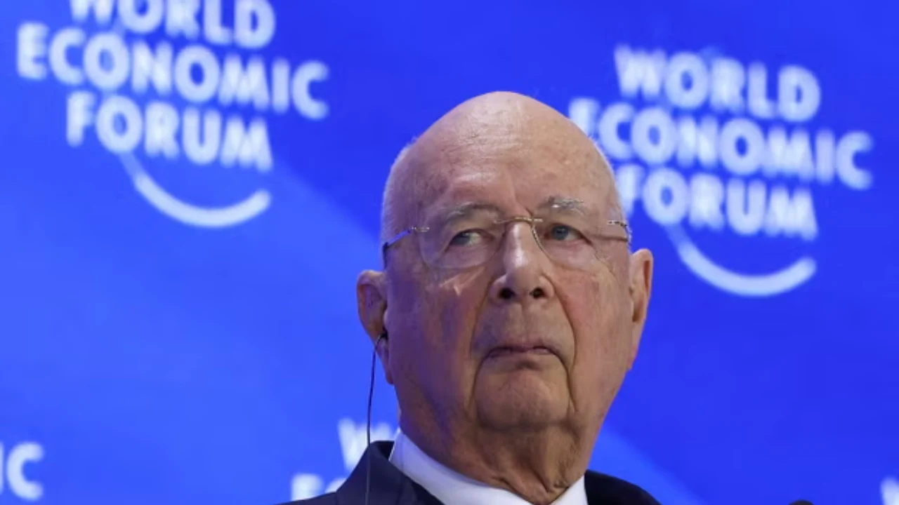 Forumi Ekonomik Botëror nis hetimet ndaj themeluesit, Klaus Schwab jep dorëheqjen