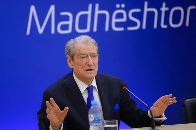 Incidenti në Dibër/ Berisha: Kurth dhe provokacion i ulët ndaj Xhelal Mziut