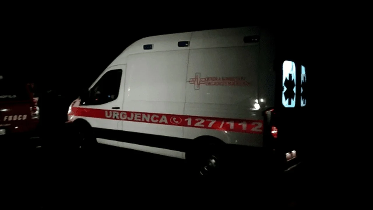 “Isha duke e pastruar”/ 48-vjeçari plagoset me armë zjarri në Tiranë