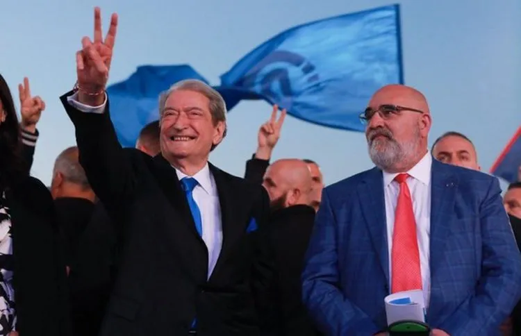 Strategu amerikan i PD-së, Chris LaCivita: Berisha do të na çojë drejt fitores më 11 Maj