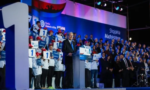 Sali Berisha njofton mitingun përmbyllës në Tiranë! Ja vendi dhe ora