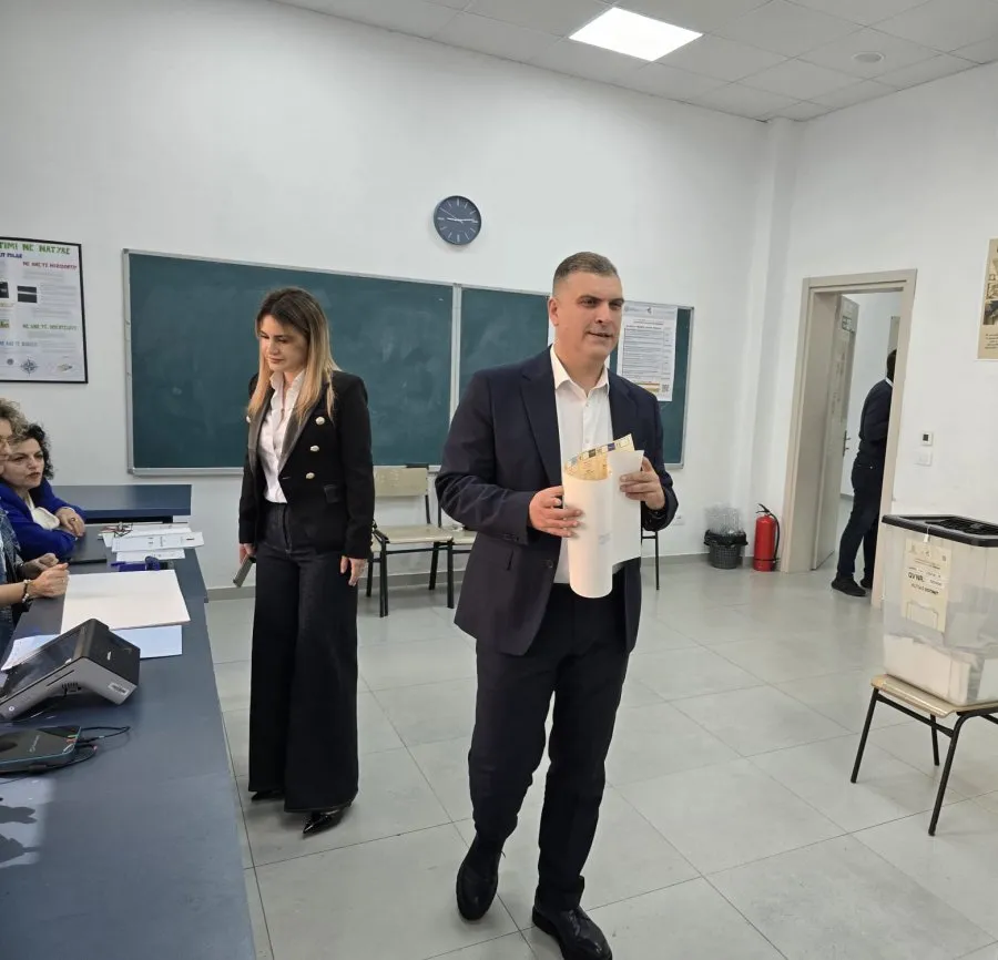 Voton Tedi Blushi: Vota është themeli i lirisë, i dinjitetit dhe i fuqisë së qytetarëve