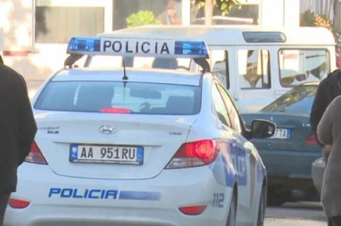 Detajet/ Kush është personi që u plagos tek “Komuna e Parisit”?