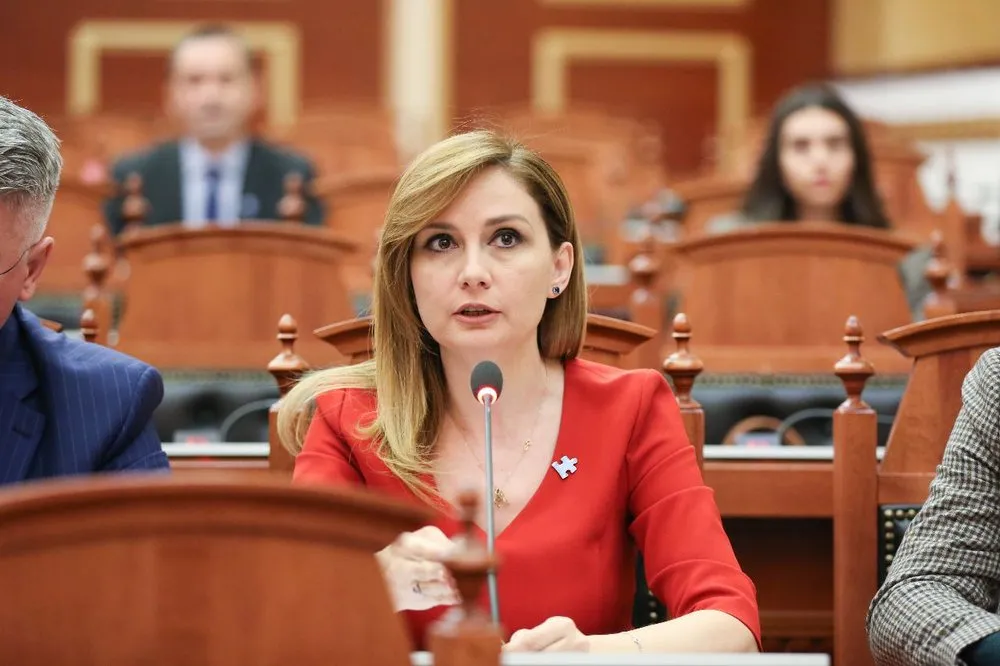 Jorida Tabaku, politikania e djathtë e së ardhmes