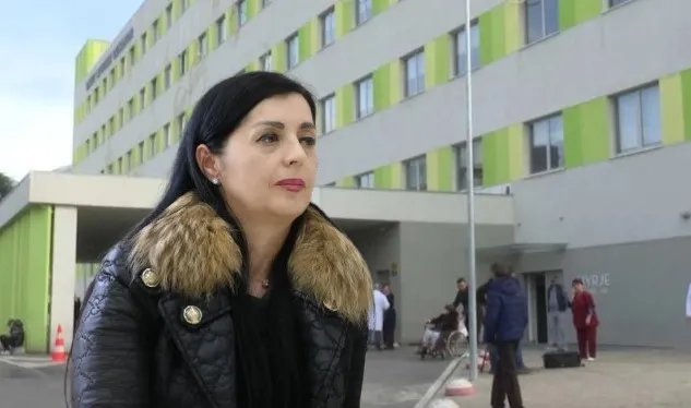 Alma Cani largohet  nga drejtimi i Qendrës Spitalore Universitare