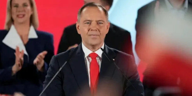 Historiani konservator, Karol Nawrocki zgjidhet president i Polonisë