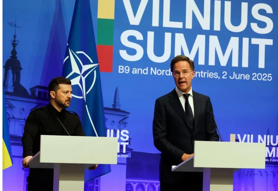 NATO konfirmon ftesën në samit për Ukrainën
