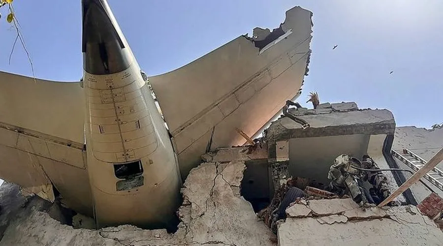 247 të vdekur në Indi, defekti në sediljen e pilotit rrëzoi Beoing-un