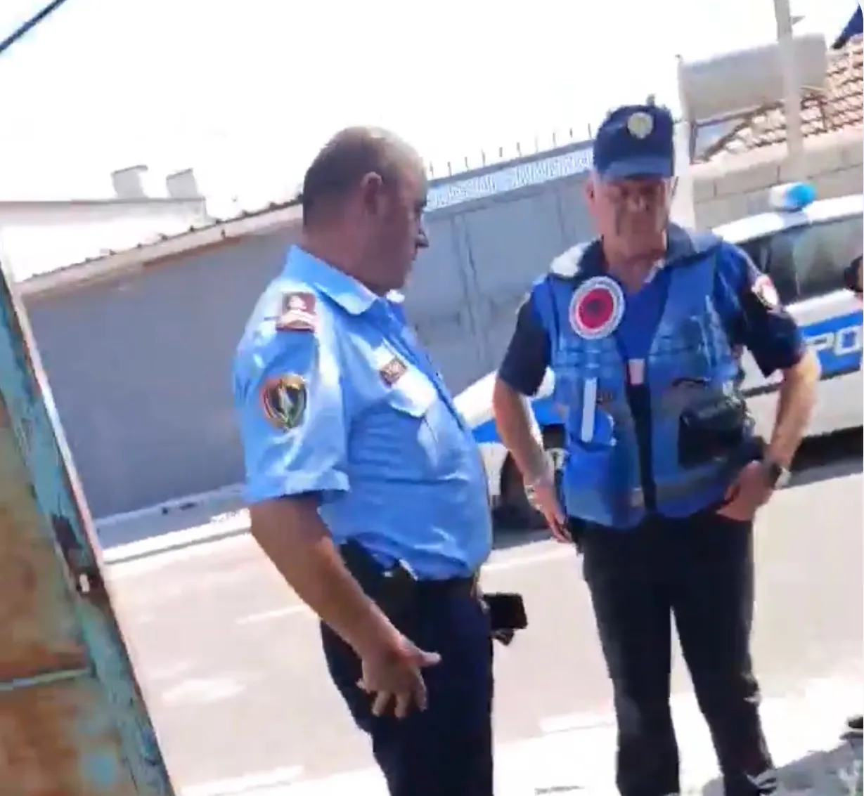 Video/ QYTETARI DENONCIM PËRNDJEKJEJE NË VORË