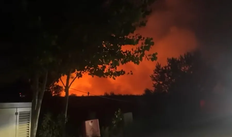 Zjarr mbi plehra, tym mbi qytetarë!