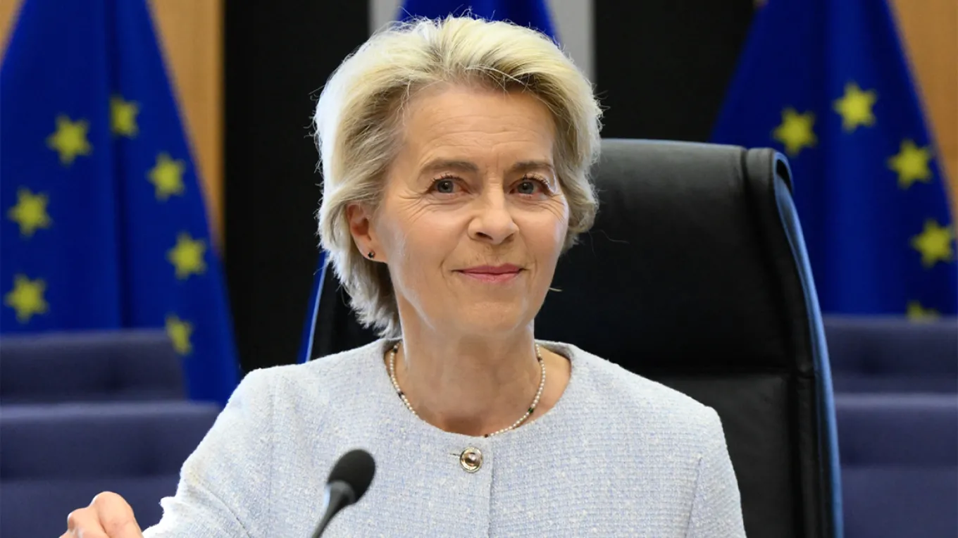Ursula von der Leyen, i mbijeton votëbesimit