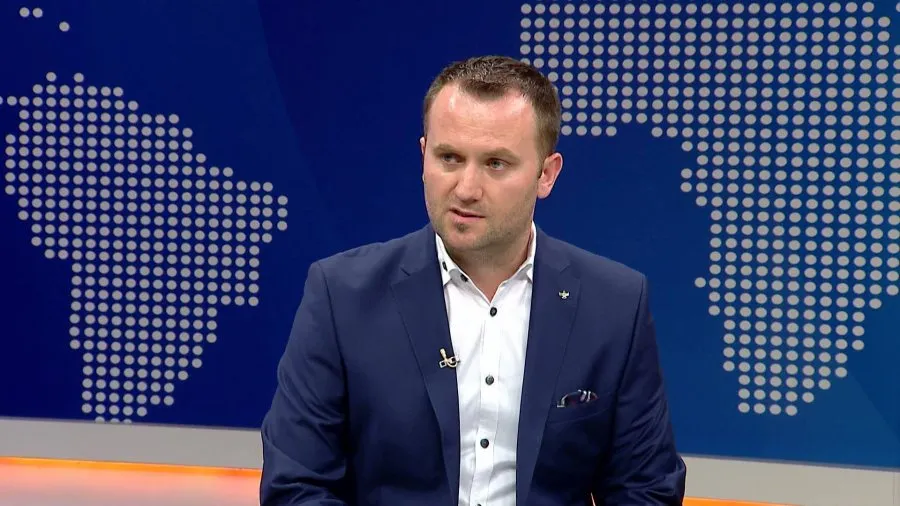 Faturën e Irfanit do e paguajnë punonjësit dhe gazetarët!